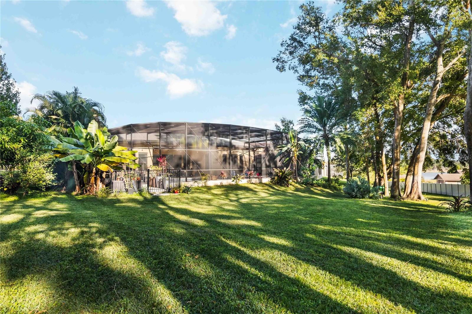 Image 31 of 40 For 1260 Arden Oaks Drive