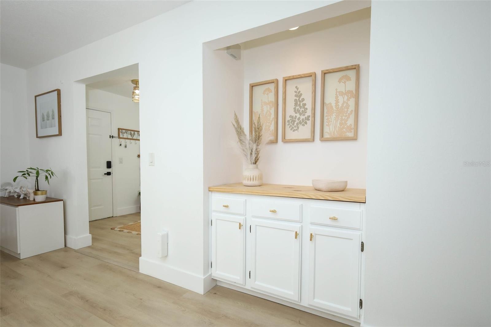 Image 12 of 34 For 7102 Olympia Court 7102