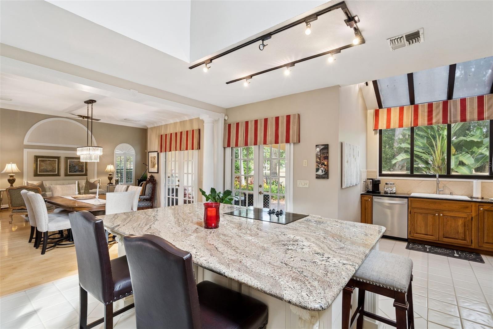 Image 16 of 35 For 2476 Via Genova