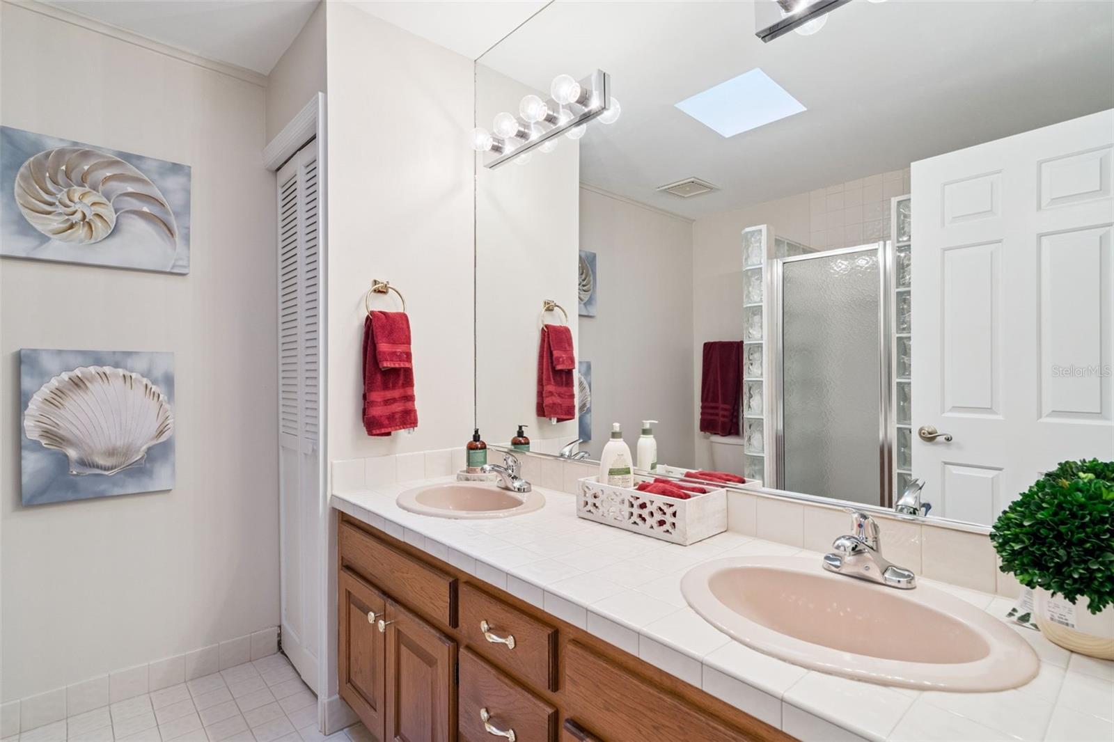 Image 30 of 35 For 2476 Via Genova