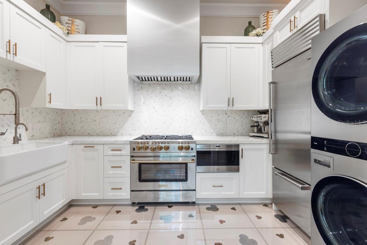 Image 16 of 59 For 10273 Summer Meadow Way