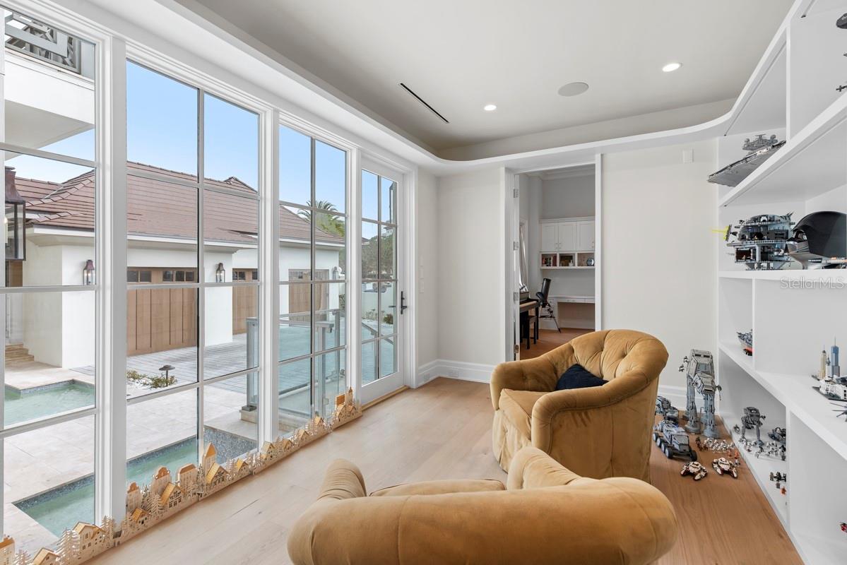 Image 17 of 59 For 10273 Summer Meadow Way