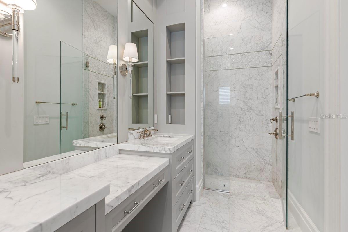 Image 19 of 59 For 10273 Summer Meadow Way