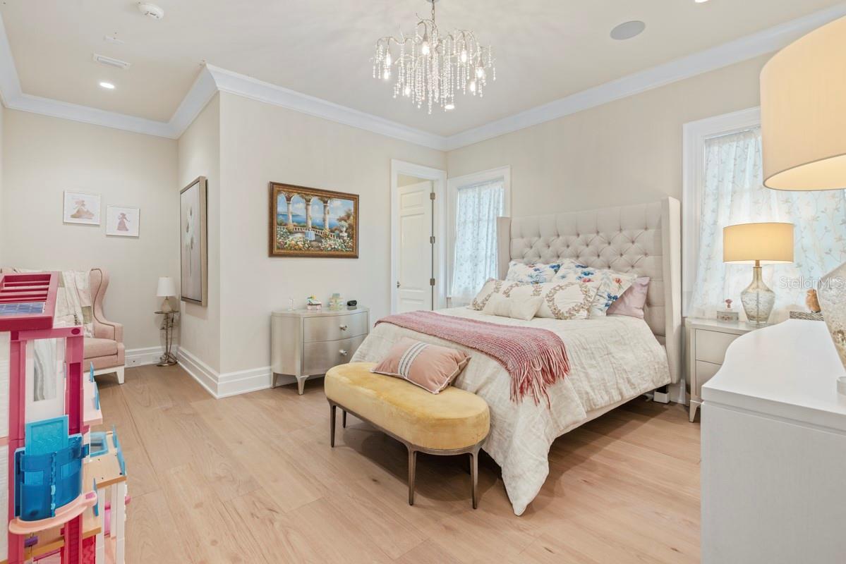 Image 31 of 59 For 10273 Summer Meadow Way