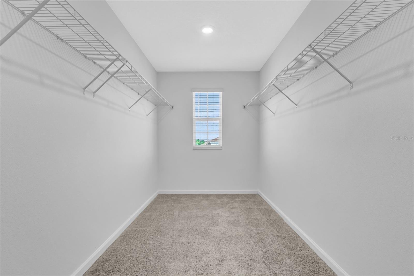 Image 23 of 41 For 1048 Downswing Place