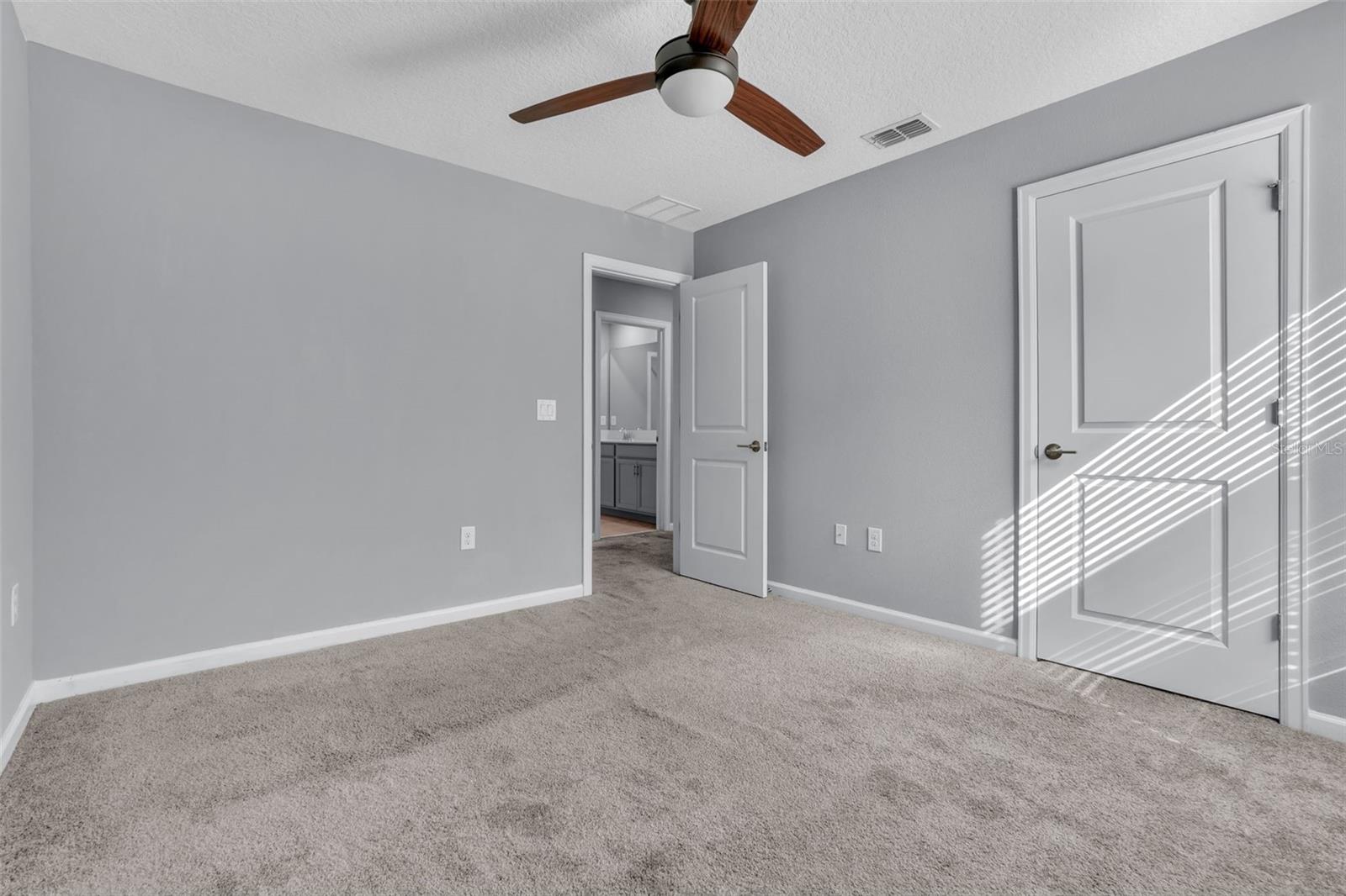 Image 27 of 41 For 1048 Downswing Place