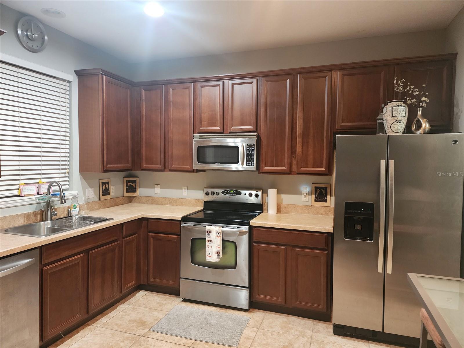 Image 13 of 40 For 13209 Silver Strand Falls Drive