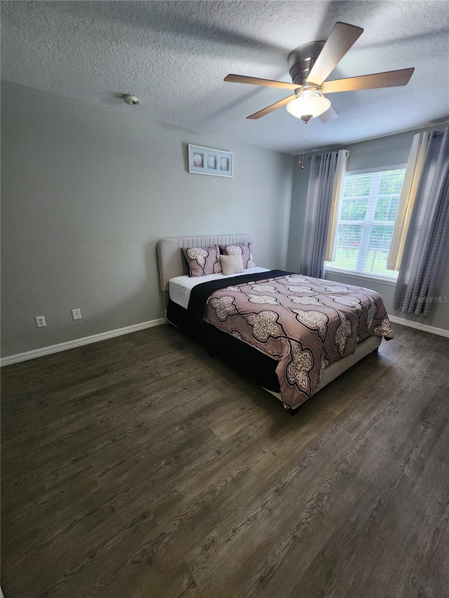 Image 19 of 40 For 13209 Silver Strand Falls Drive