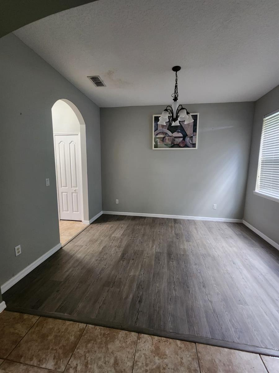 Image 5 of 40 For 13209 Silver Strand Falls Drive