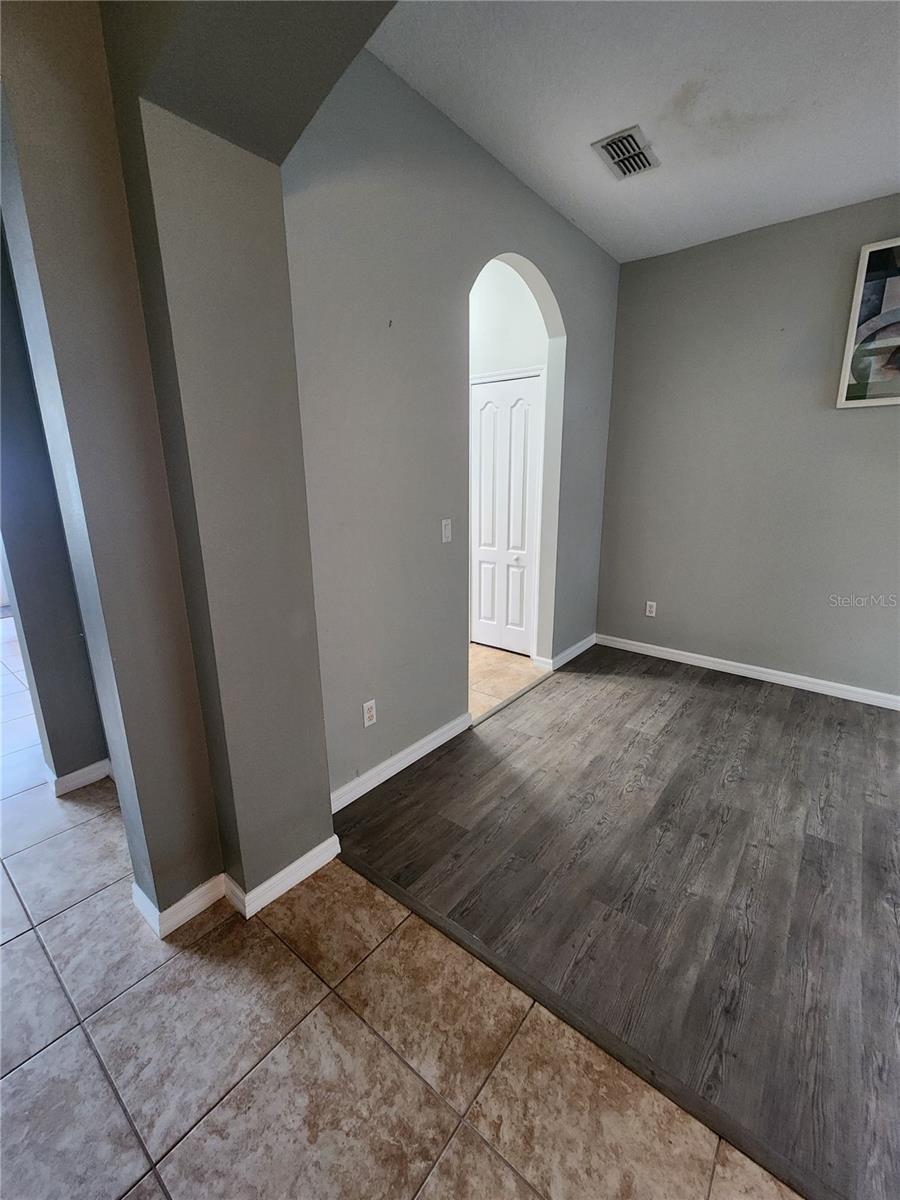 Image 6 of 40 For 13209 Silver Strand Falls Drive