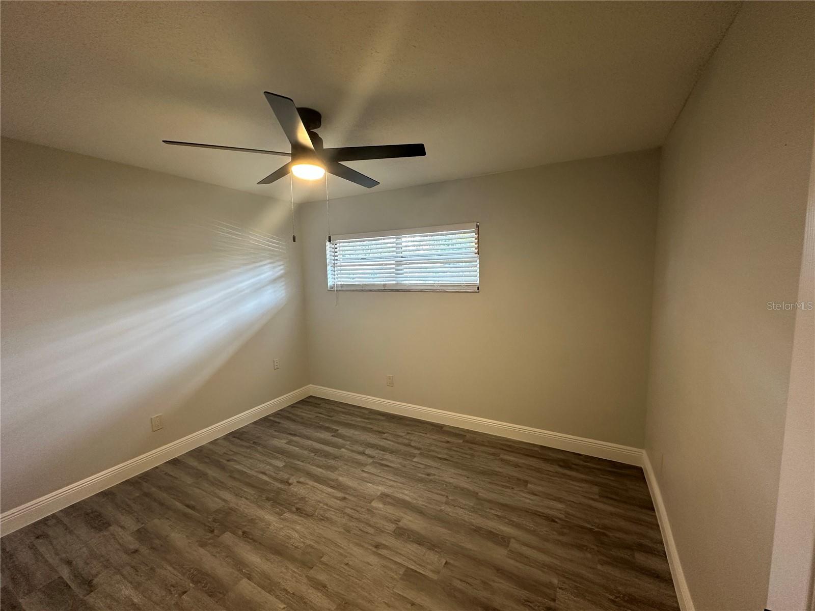 Image 12 of 17 For 4663 Montauk Street