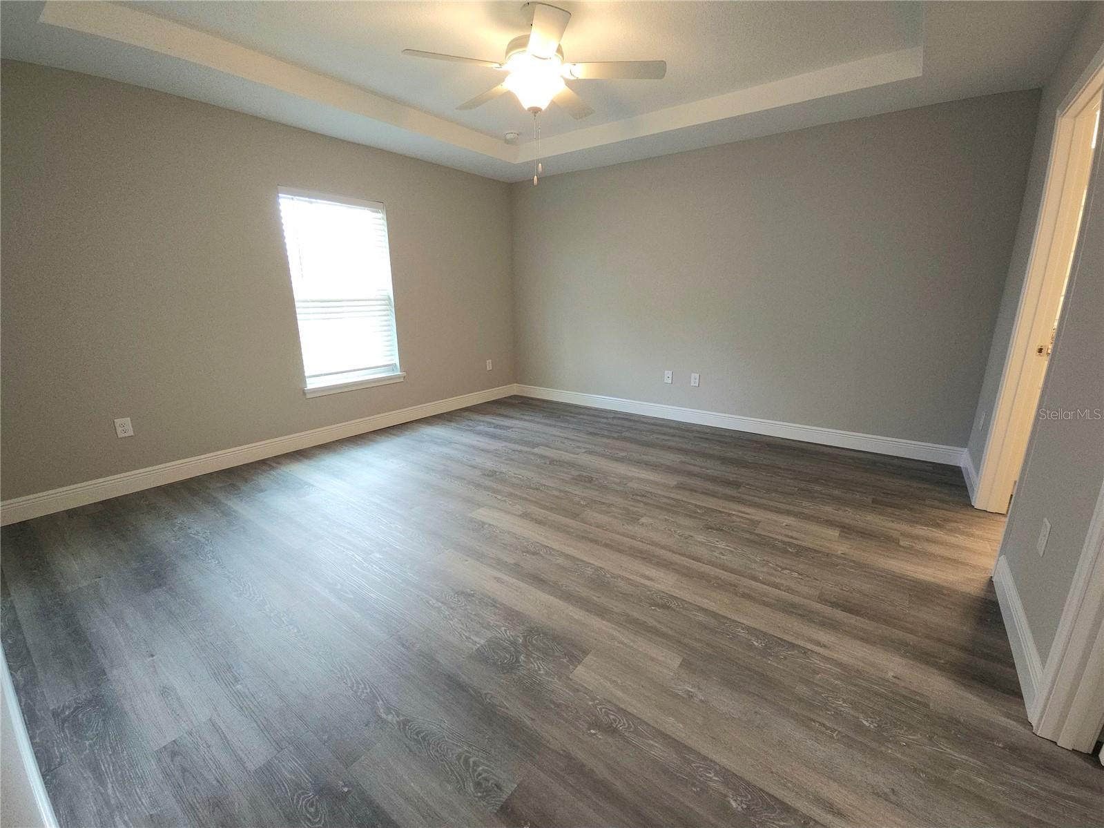 Image 4 of 13 For 7236 Glenridge Circle