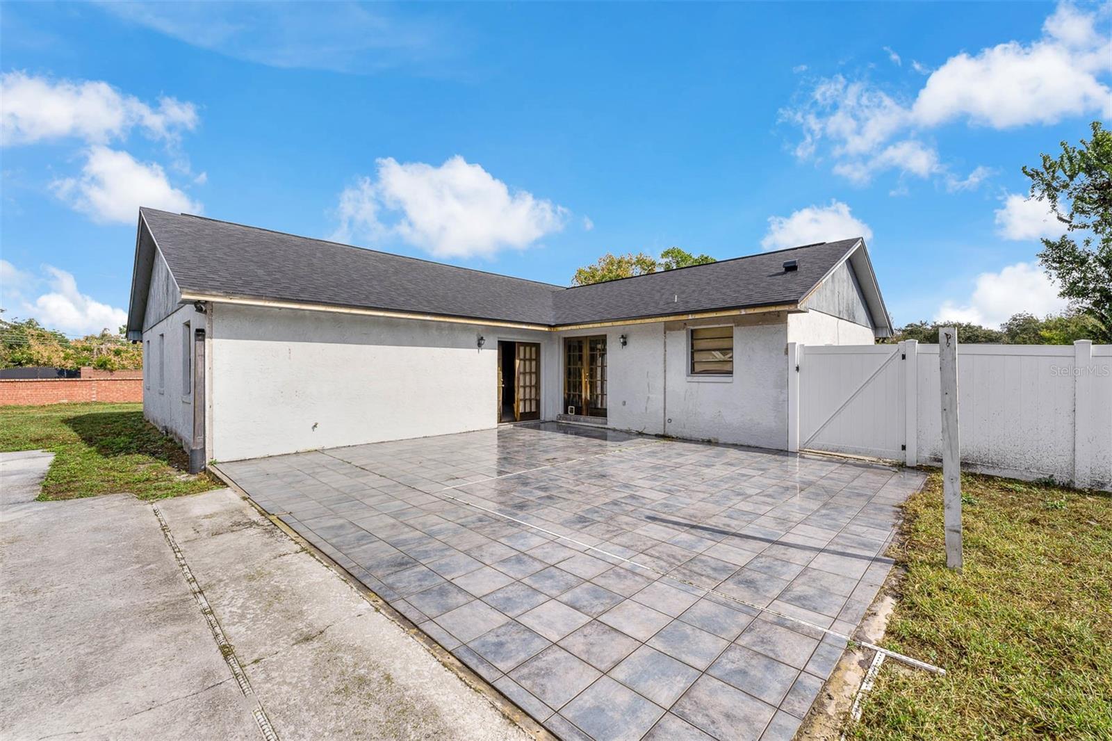 Image 10 of 28 For 4904 Caspian Court