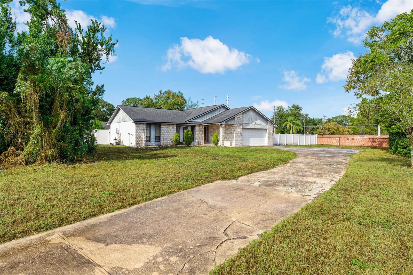 Image 2 of 28 For 4904 Caspian Court