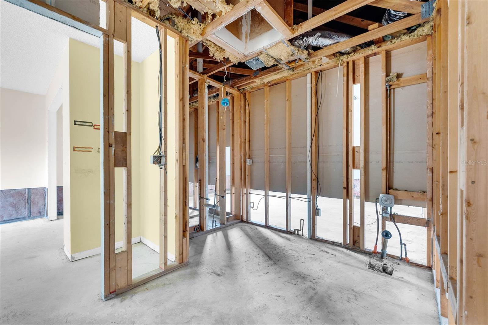 Image 26 of 28 For 4904 Caspian Court