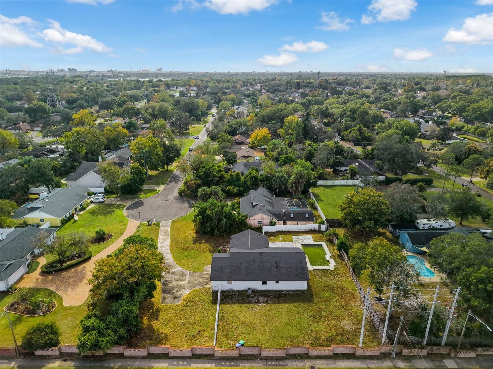 Image 5 of 28 For 4904 Caspian Court