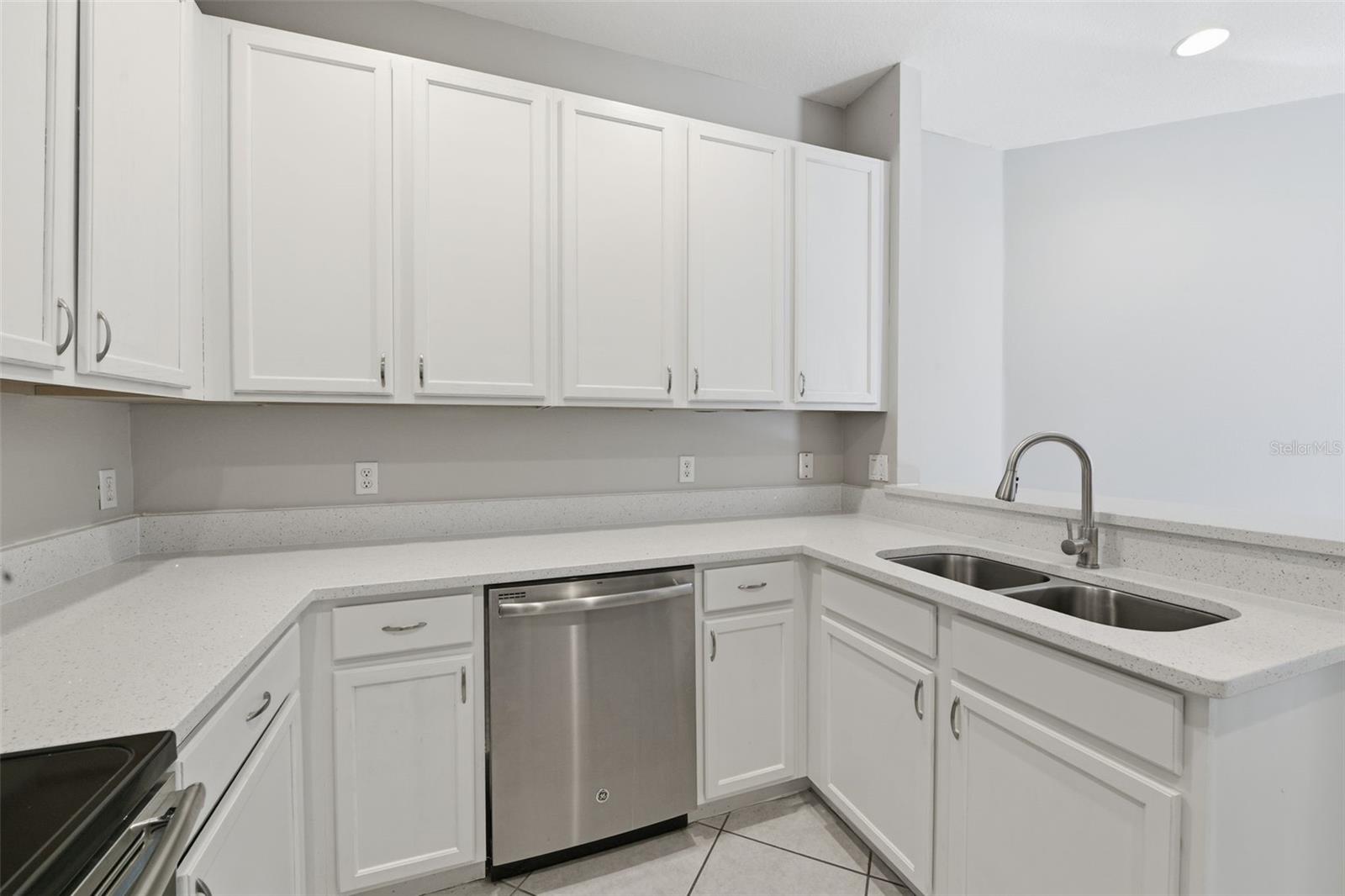 Image 17 of 32 For 1501 Travertine Terrace