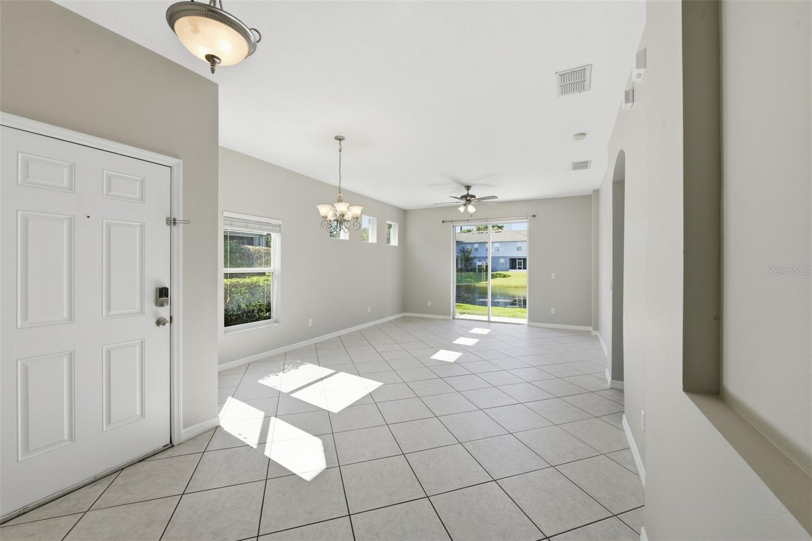 Image 4 of 32 For 1501 Travertine Terrace