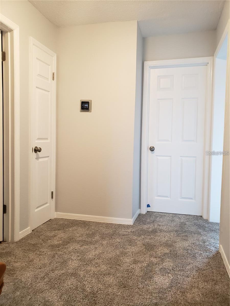 Image 14 of 25 For 520 Georgetown Drive