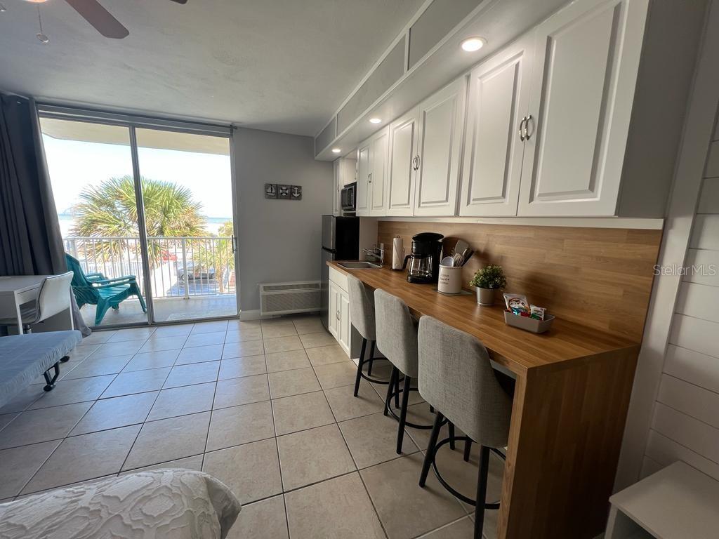 Image 6 of 29 For 1233 Atlantic Avenue 3160