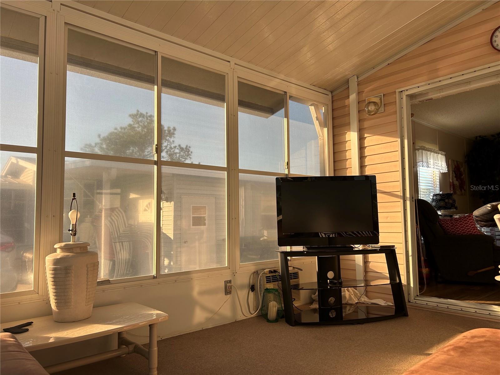 Image 18 of 19 For 808 Polo Park East Boulevard