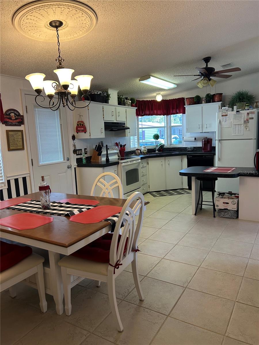 Image 6 of 19 For 808 Polo Park East Boulevard