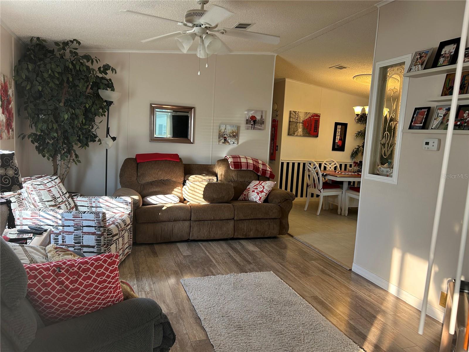 Image 7 of 19 For 808 Polo Park East Boulevard