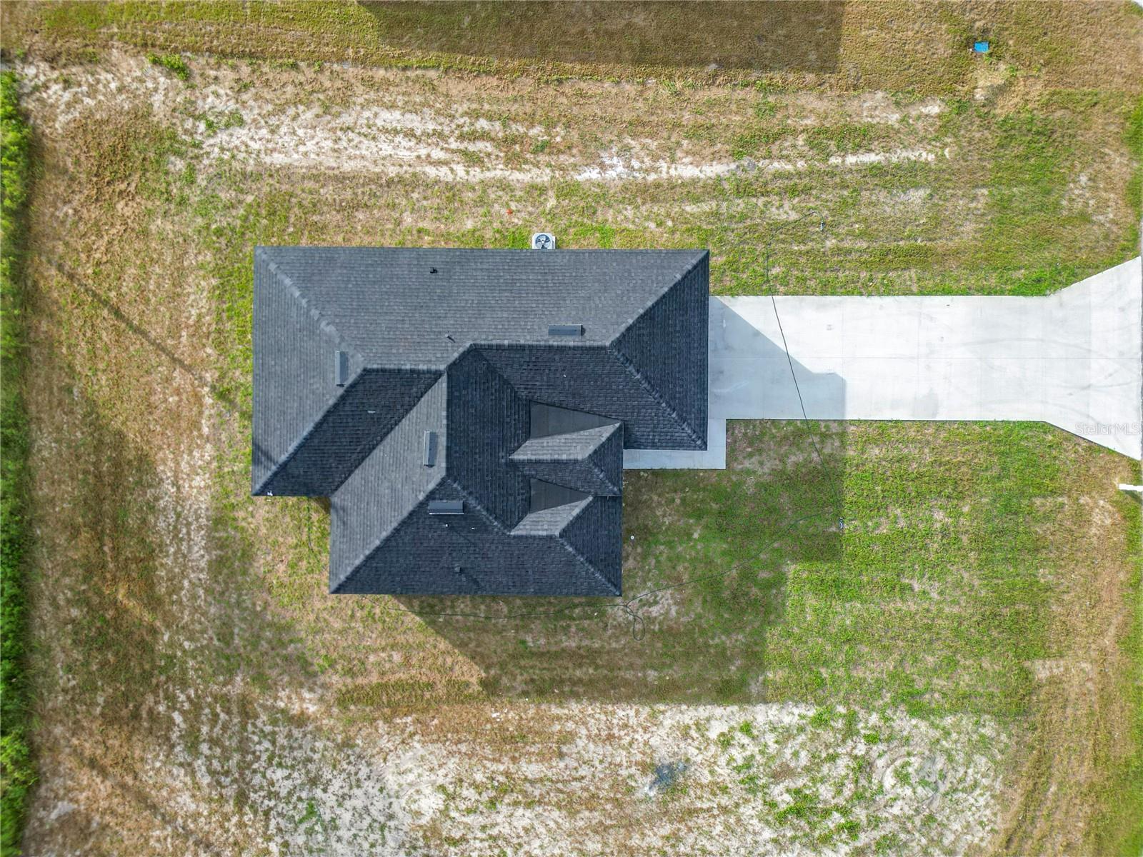 Image 41 of 48 For 527 Marion Oaks Lane