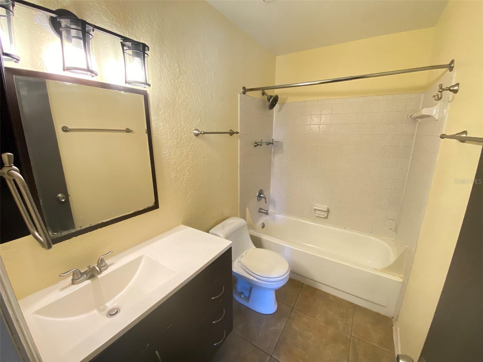 Image 3 of 30 For 650 Trinidad Court 650