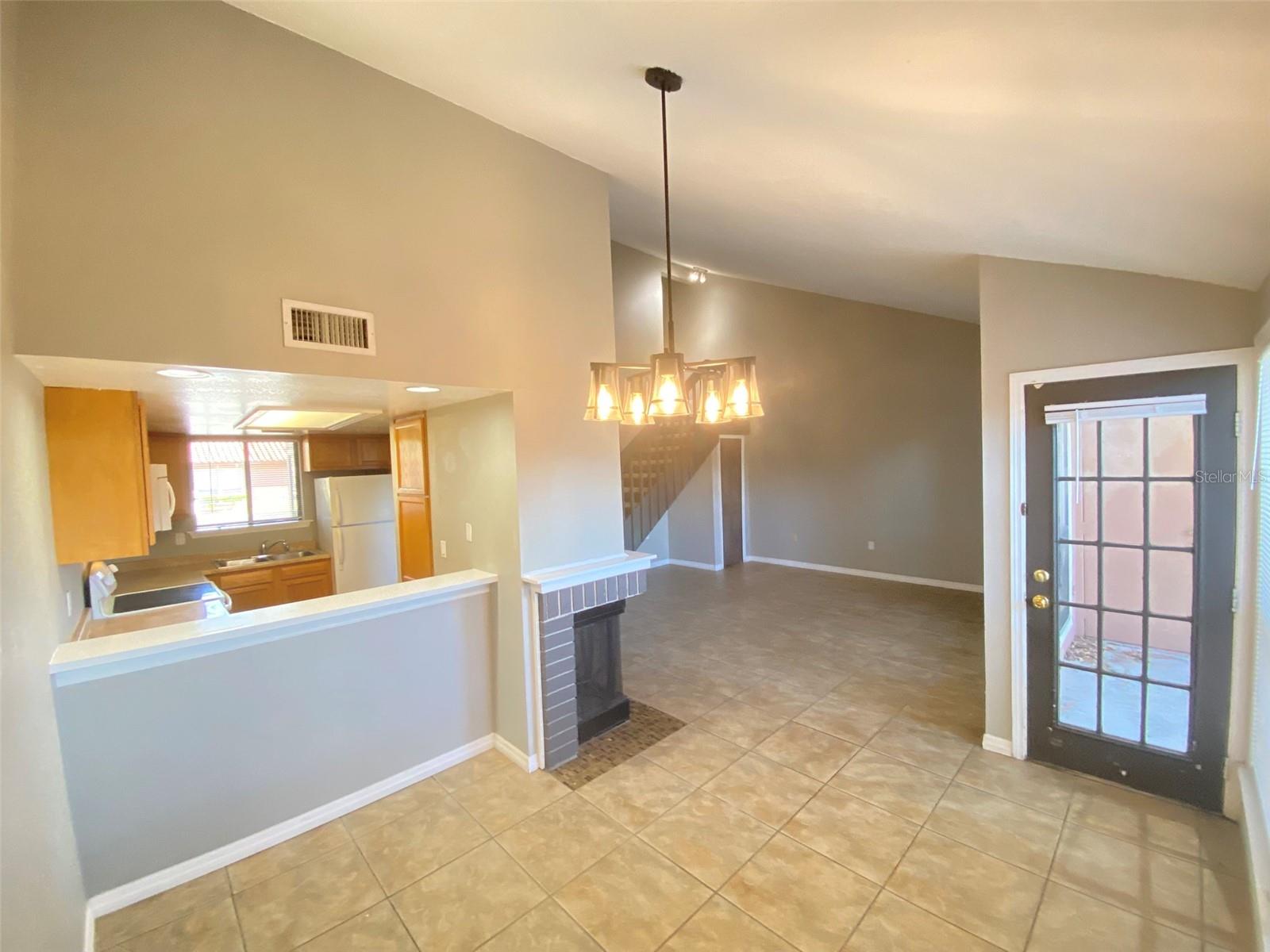 Image 4 of 30 For 650 Trinidad Court 650