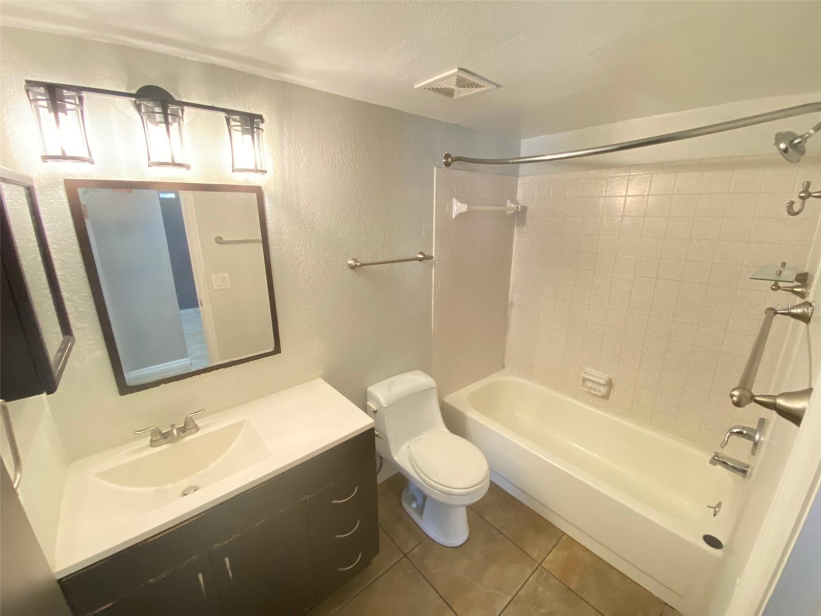 Image 5 of 30 For 650 Trinidad Court 650