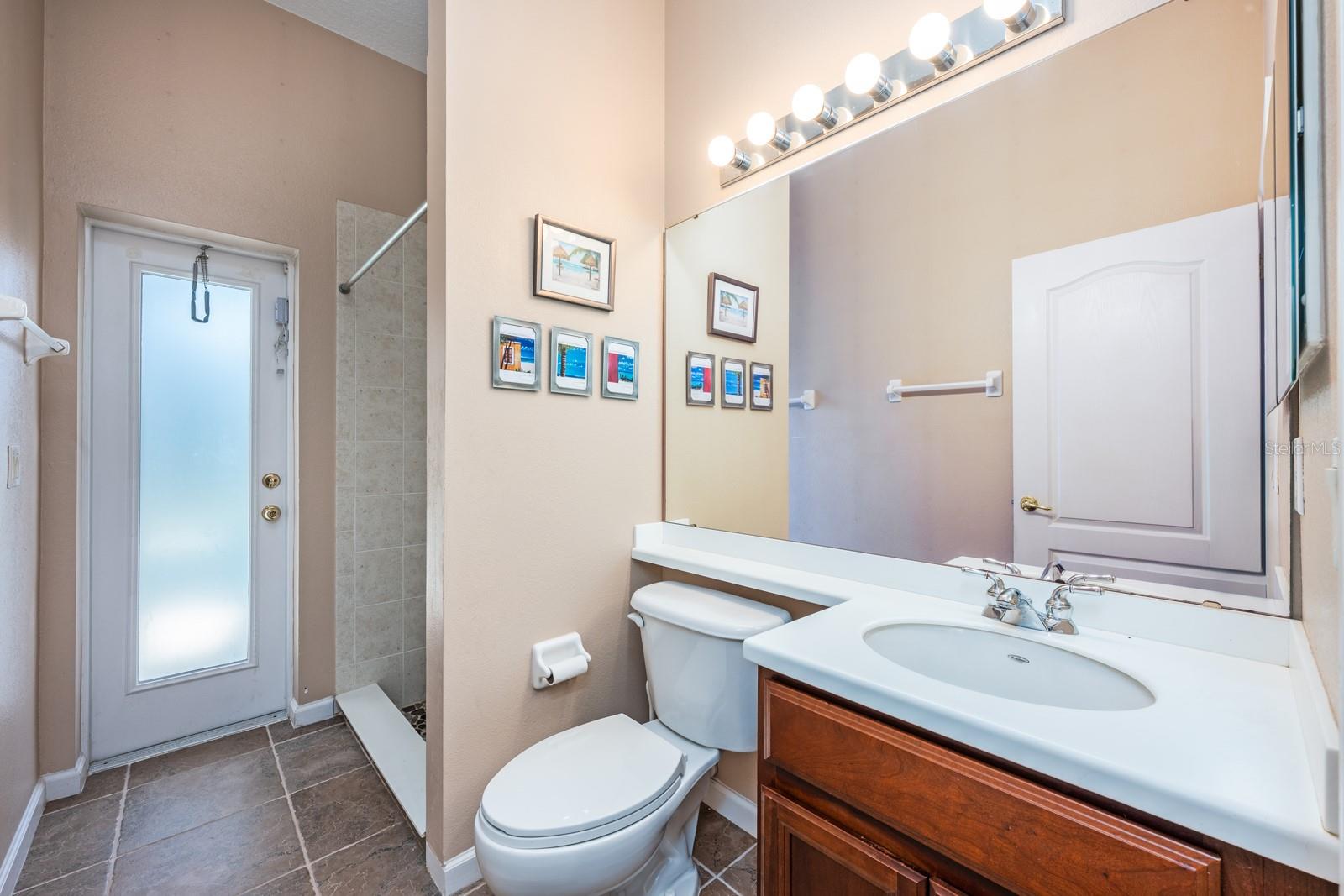 Image 15 of 45 For 897 Gulf Land Drive