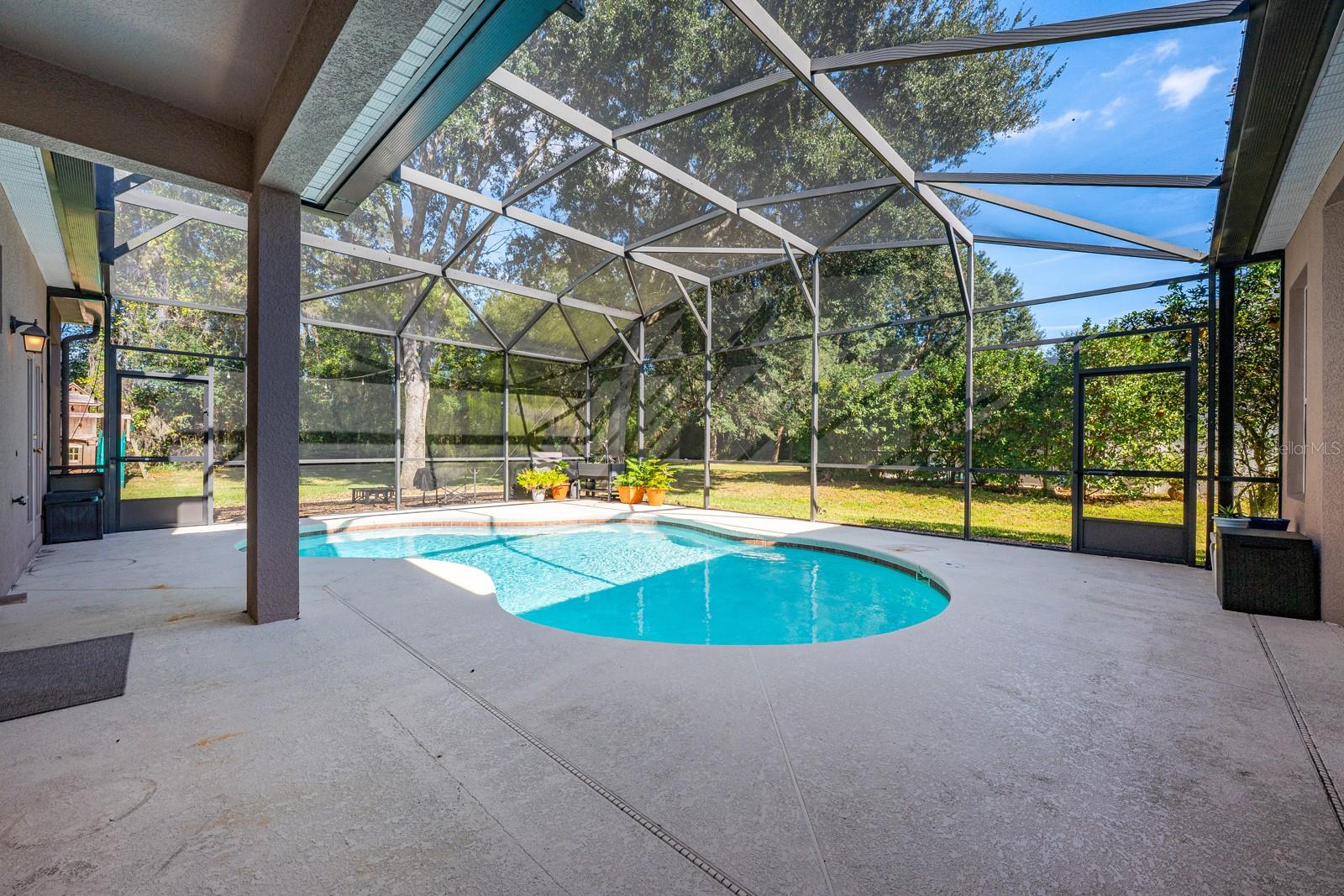 Image 28 of 45 For 897 Gulf Land Drive