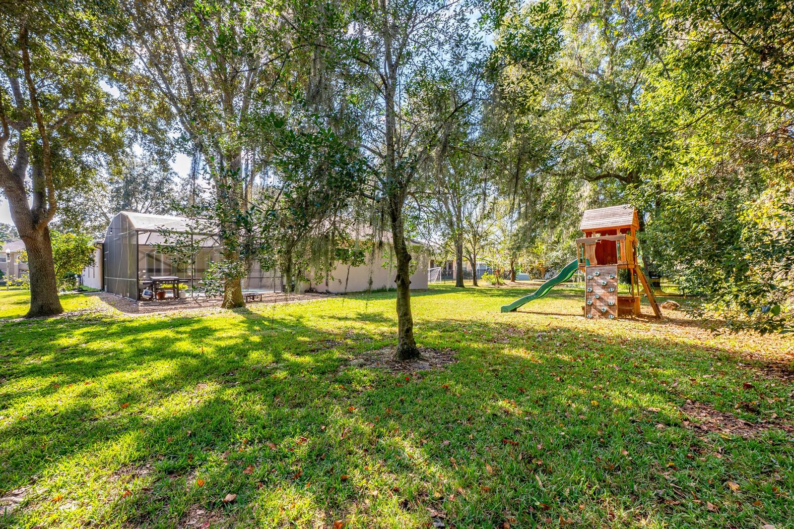 Image 30 of 45 For 897 Gulf Land Drive