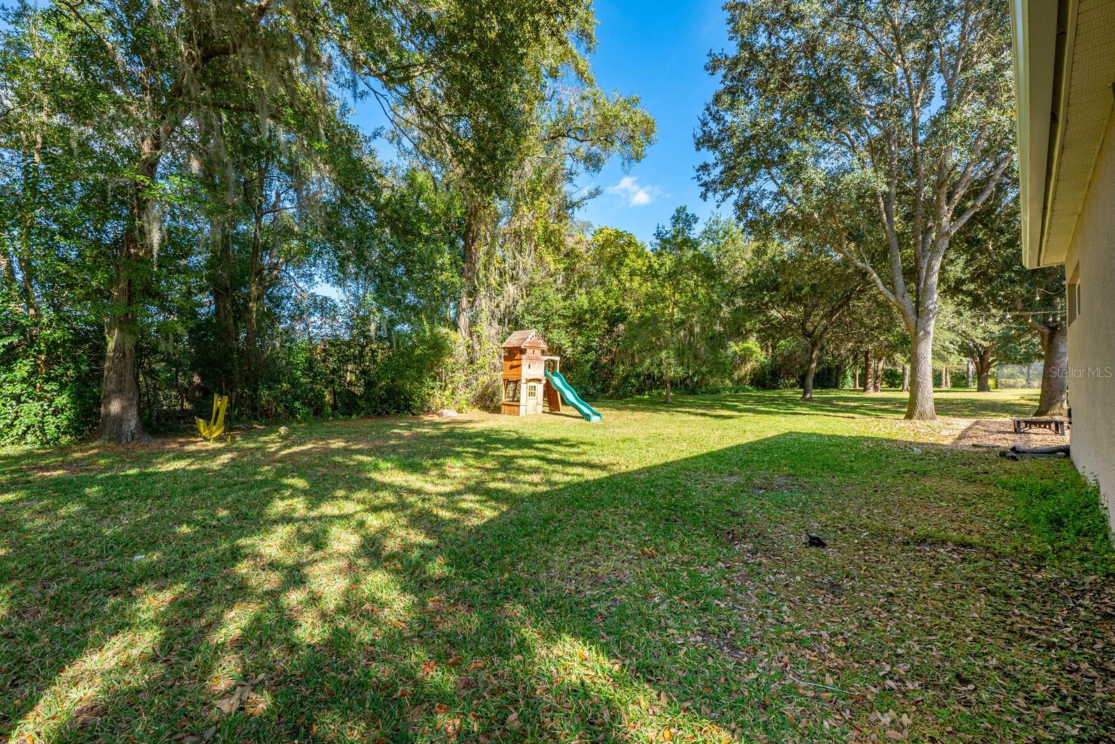 Image 31 of 45 For 897 Gulf Land Drive