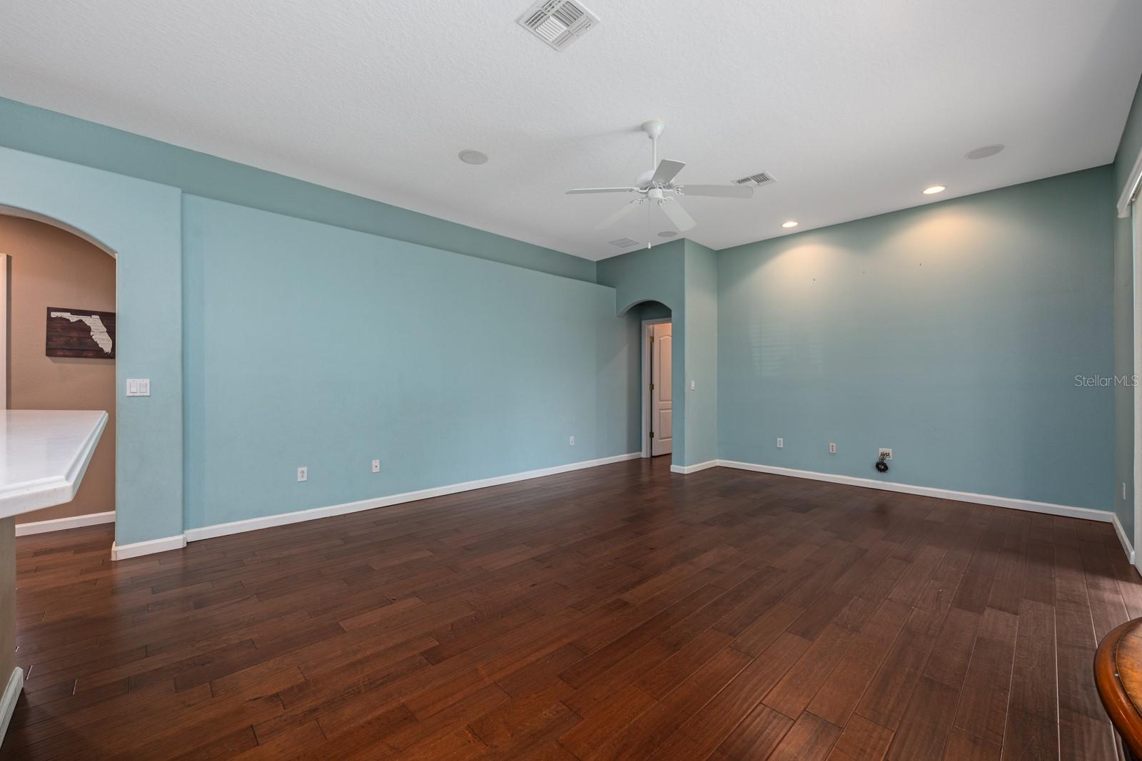 Image 42 of 45 For 897 Gulf Land Drive