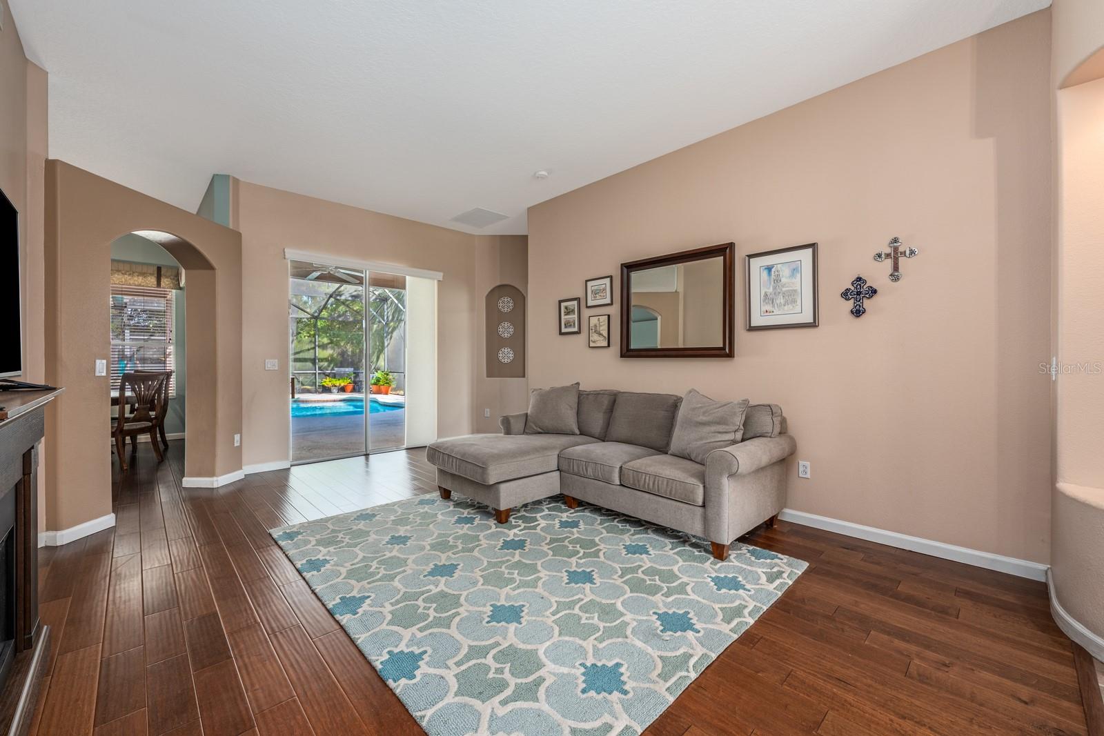 Image 5 of 45 For 897 Gulf Land Drive