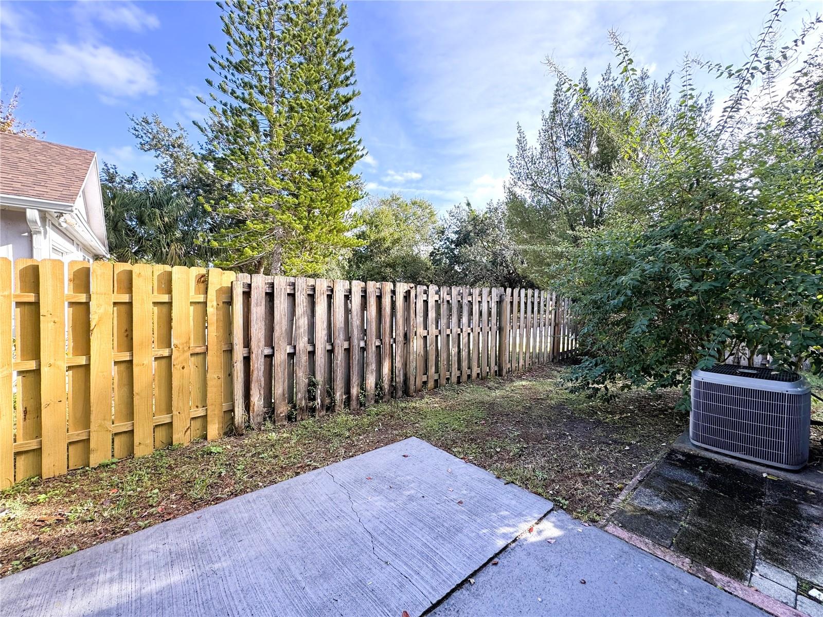 Image 27 of 28 For 153 Becky Thatcher Court