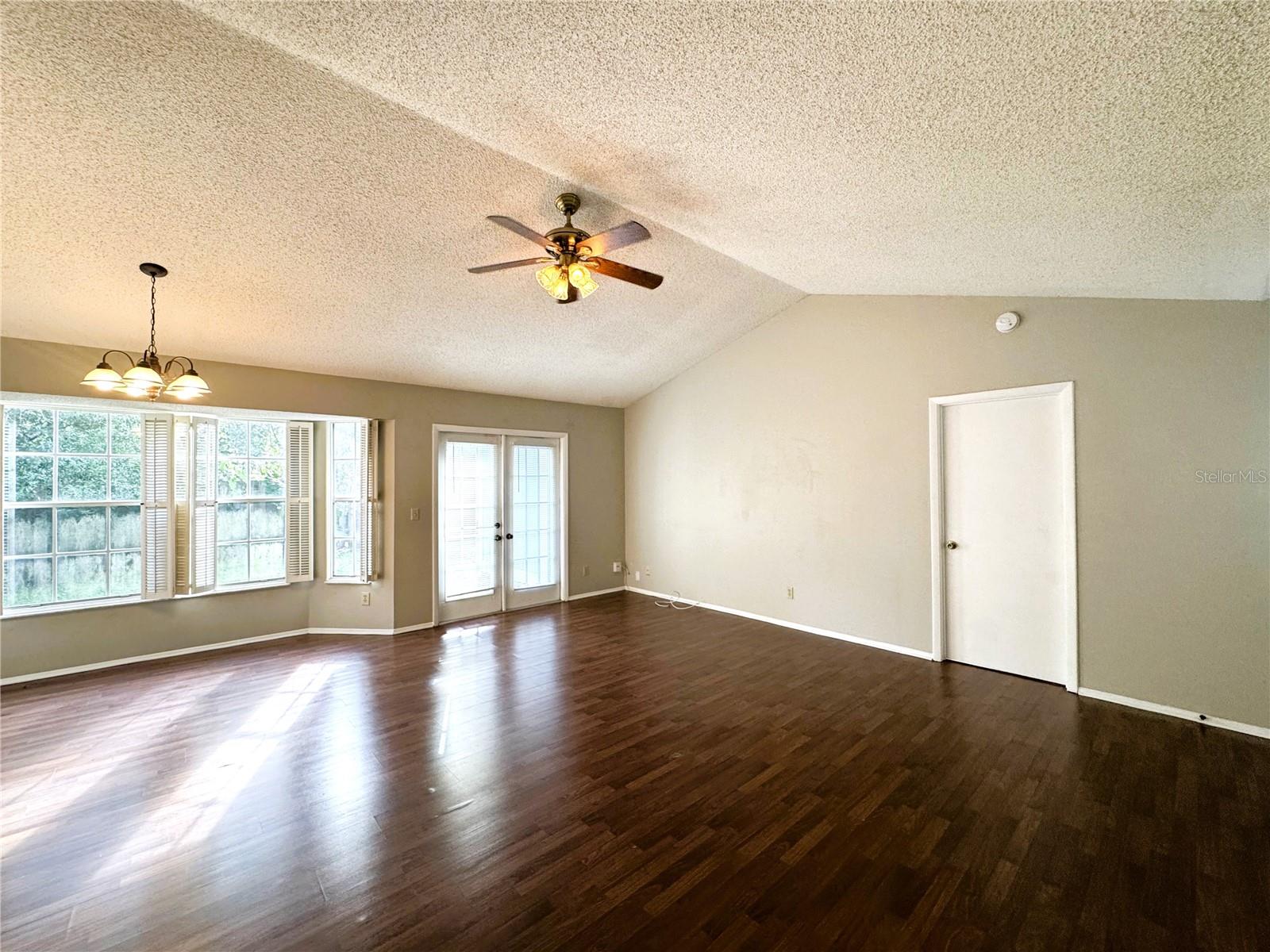 Image 6 of 28 For 153 Becky Thatcher Court