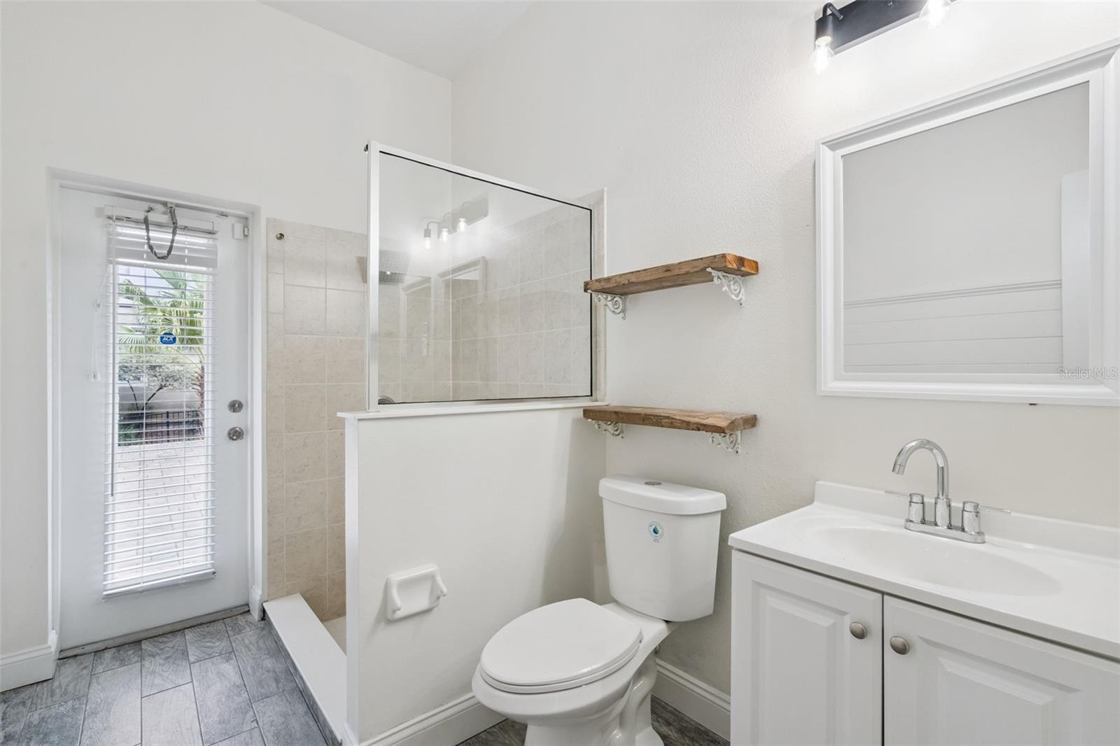 Image 36 of 67 For 833 Rock Creek Street