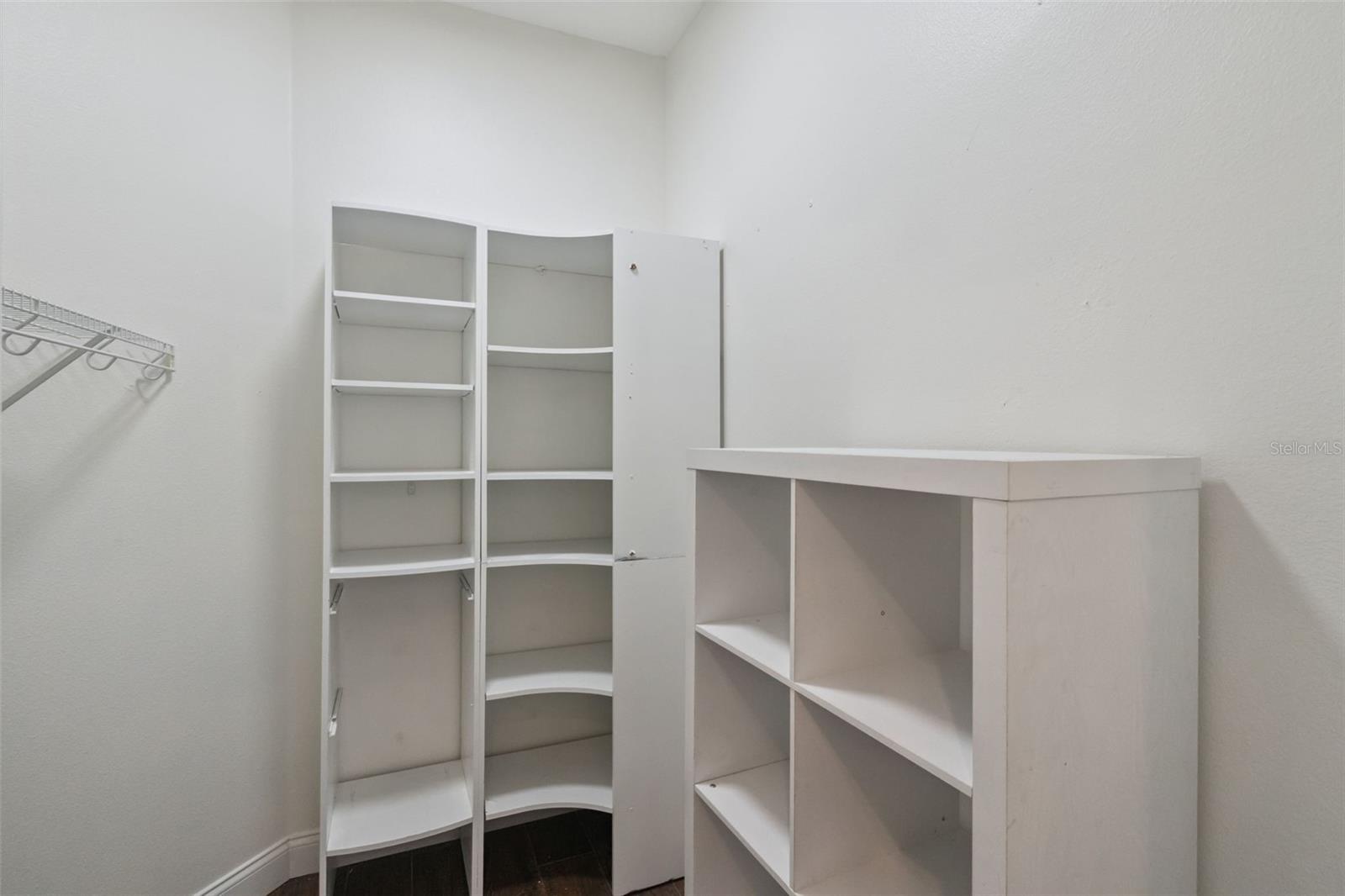 Image 38 of 67 For 833 Rock Creek Street