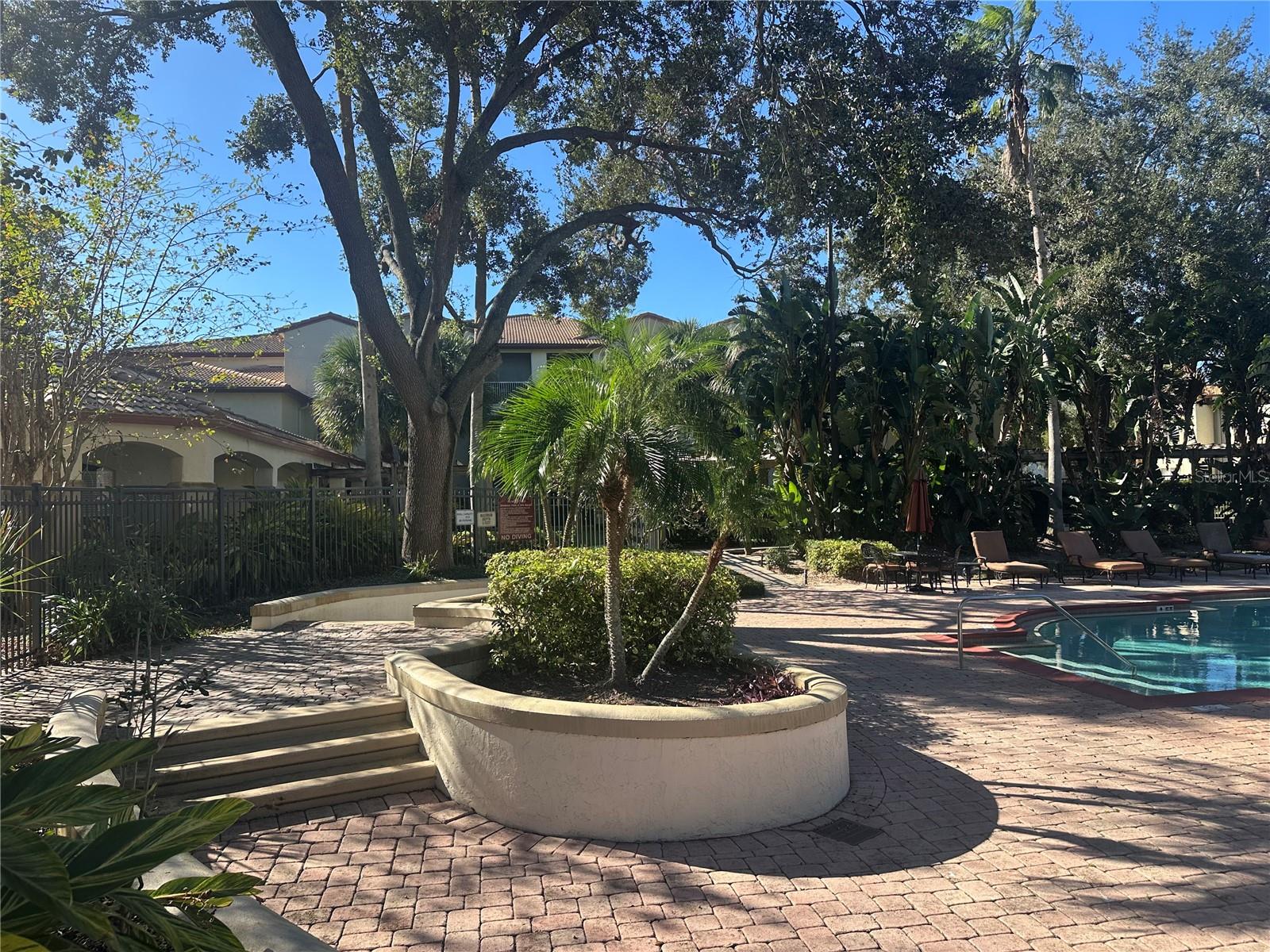 Image 19 of 38 For 822 Camargo Way 105