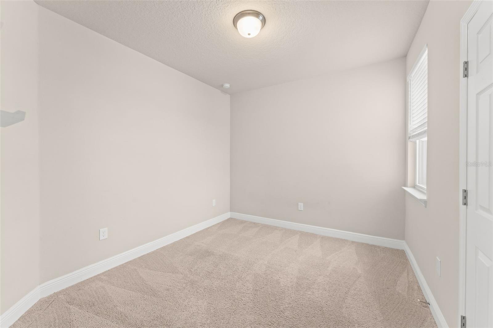 Image 34 of 42 For 2224 Shadowland Loop