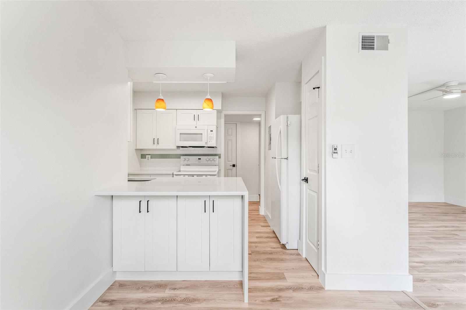 Image 7 of 22 For 200 St Andrews Boulevard 601