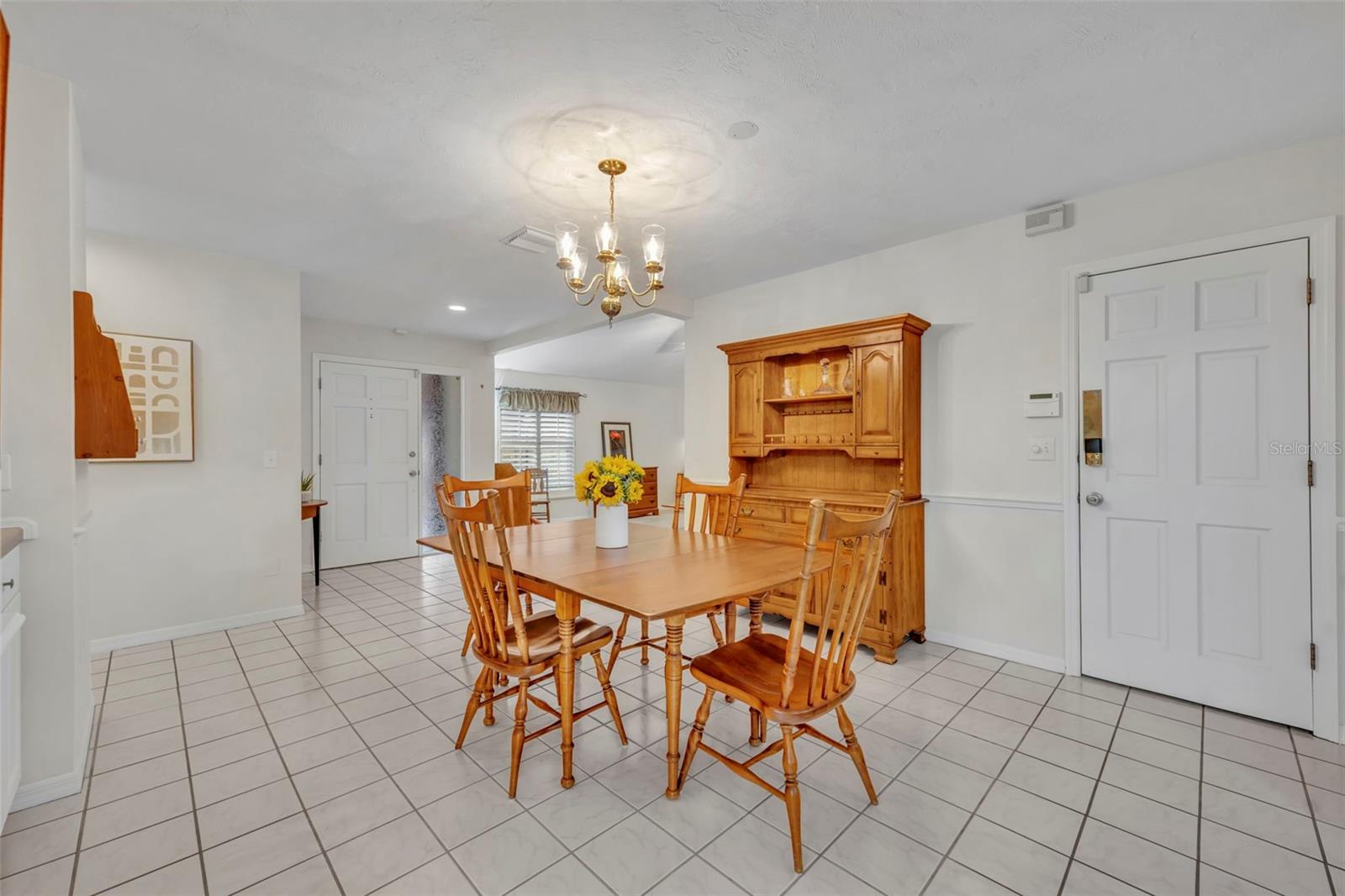 Image 12 of 43 For 1817 Jessica Court