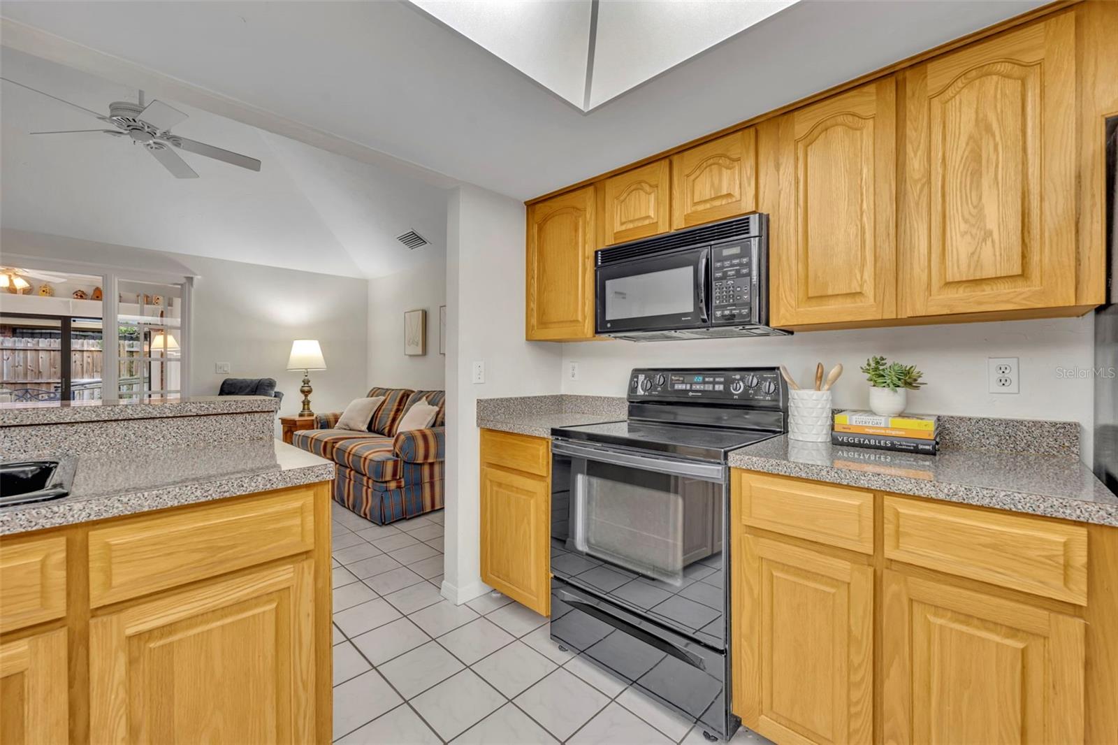 Image 17 of 43 For 1817 Jessica Court