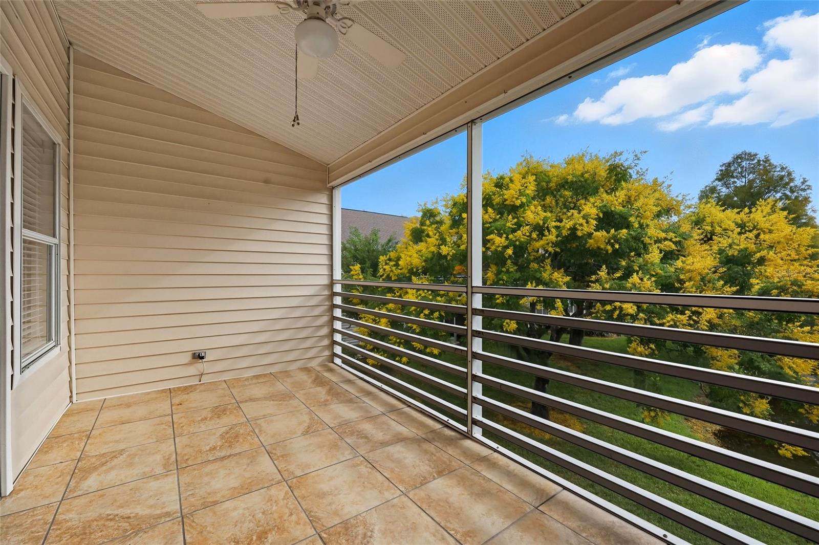 Image 22 of 28 For 6029 Lake Pointe Drive 202