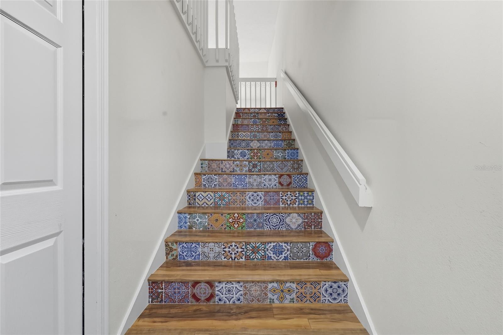 Image 8 of 28 For 6029 Lake Pointe Drive 202