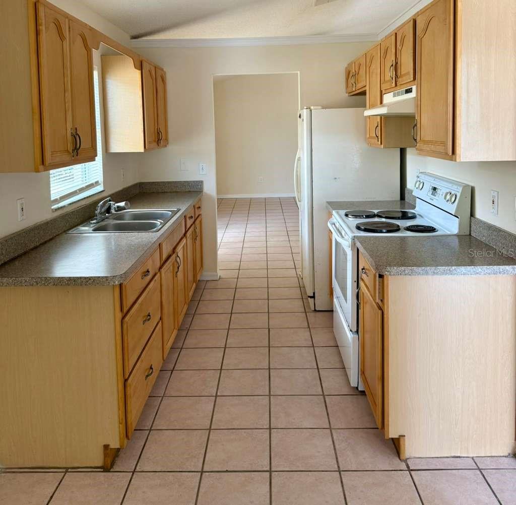 Image 6 of 16 For 2517 Daffadil Terrace