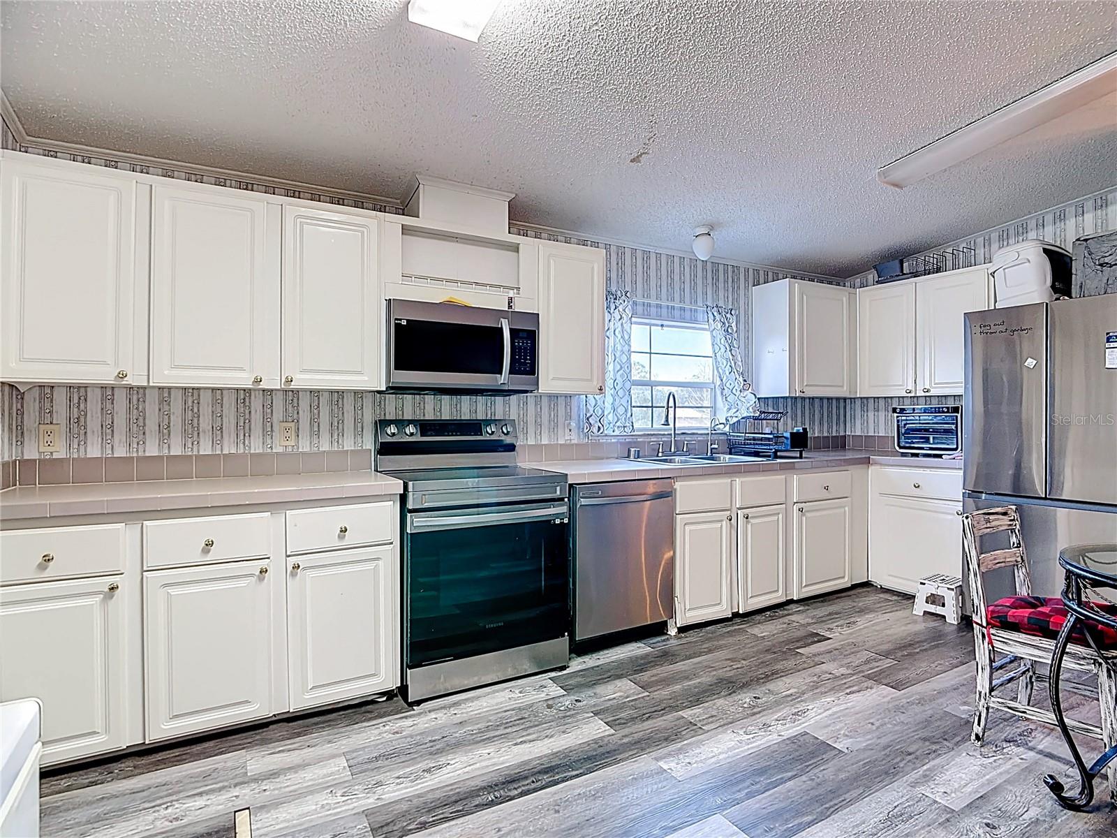 Image 16 of 41 For 5831 Tindel Place